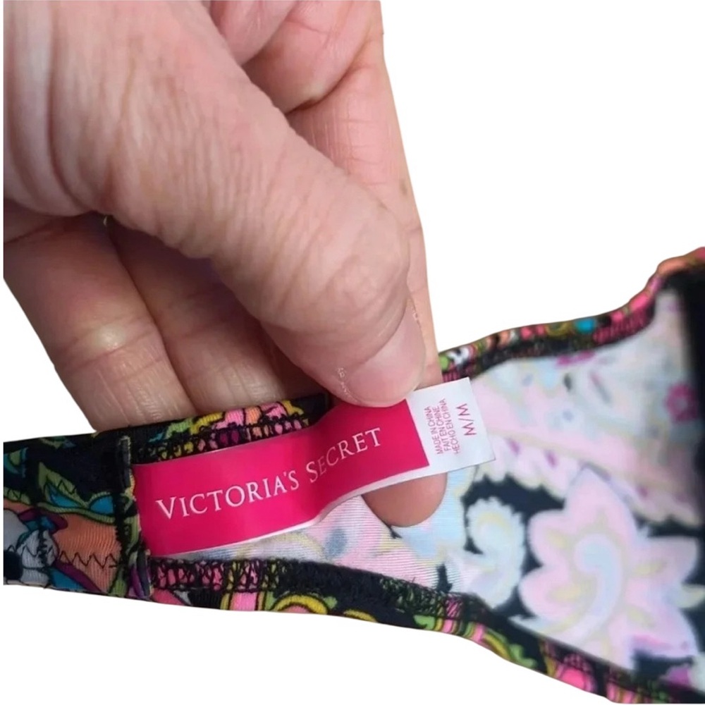 Victoria’s Secret Neon Color Paisley Bandeau Swim Top size Medium - Picture 4 of 4